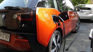 borne de recharge véhicule électrique Flo EV Duty Tesla Grizzl-e TechnoVE