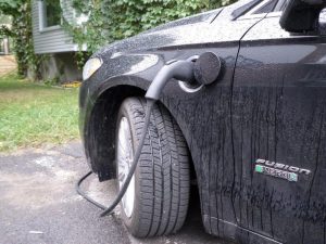borne de recharge véhicule électrique Flo EV Duty Tesla Grizzl-e TechnoVE