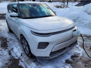 borne de recharge véhicule électrique Flo EV Duty Tesla Grizzl-e TechnoVE