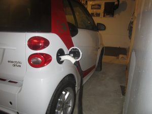 borne de recharge véhicule électrique Flo EV Duty Tesla Grizzl-e TechnoVE